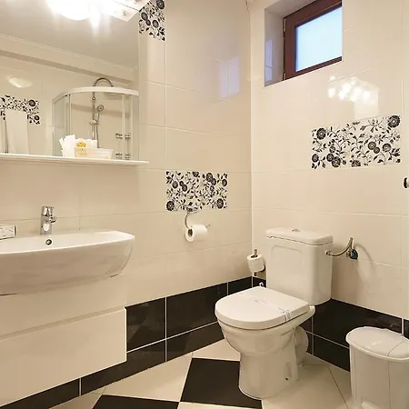 Pensiunea Casa Creanga Гостевой дом Тыргу-Окна
